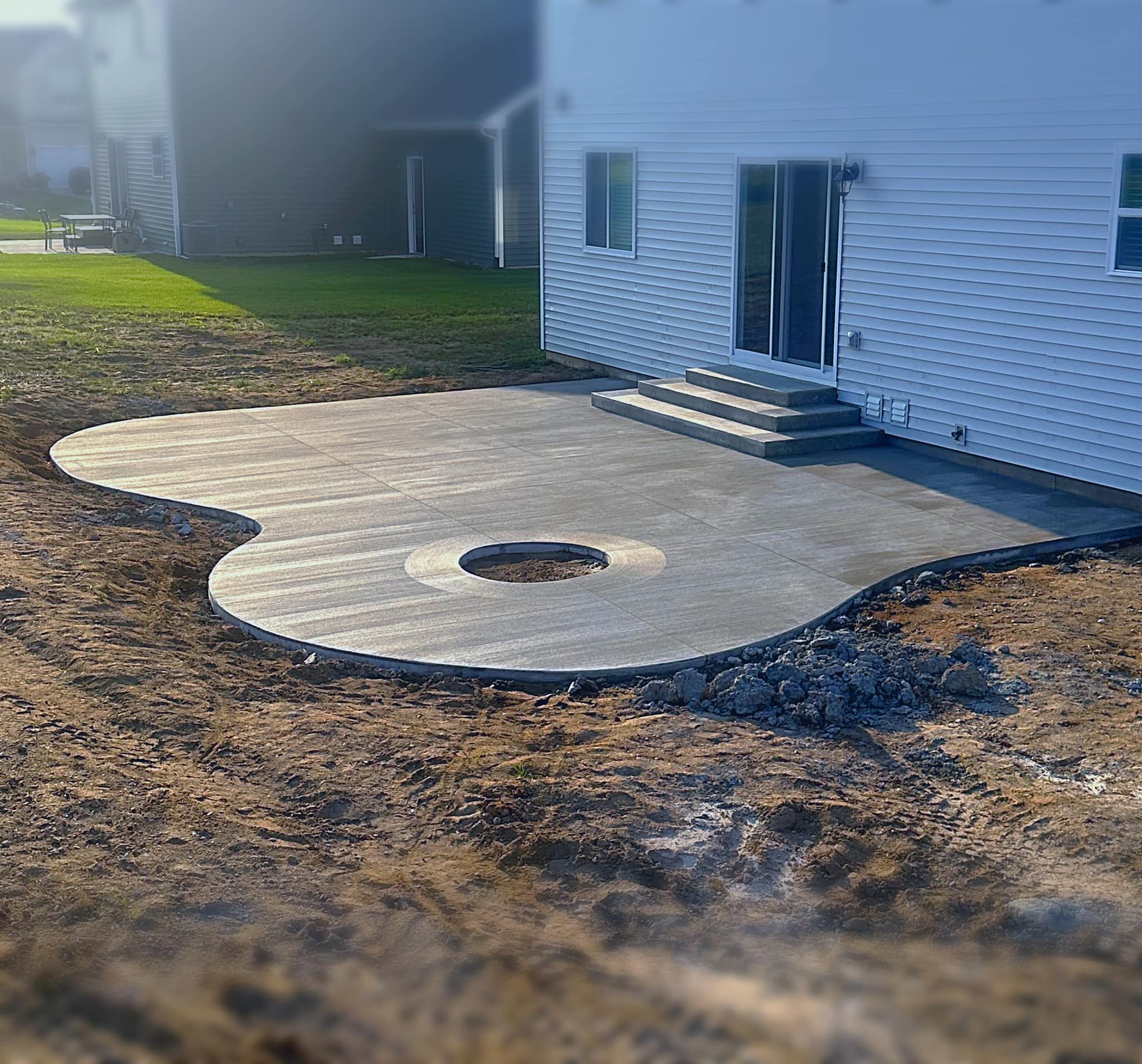 Outdoor patio and firepit